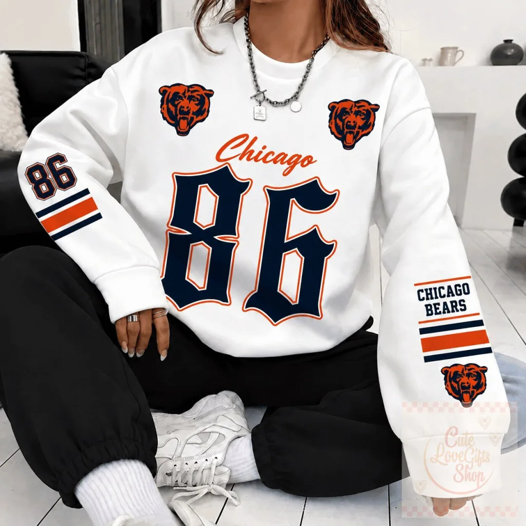 Chicago Bears NFL Team Heritage Script Block Custom Series White Sweatshirt Chicago Bears NFL Team Heritage Script Block Custom Series White Sweatshirt